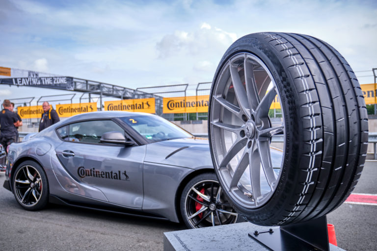 Continental SportContact 7: tecnologia, test e principali concorrenti