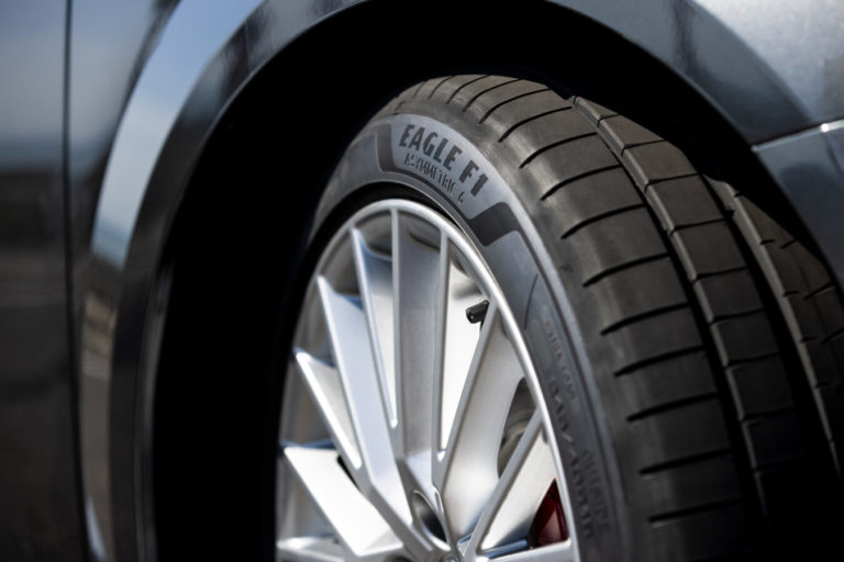 Goodyear Eagle F1 Asymmetric 6: come si è comportato il nuovo arrivato nei test?