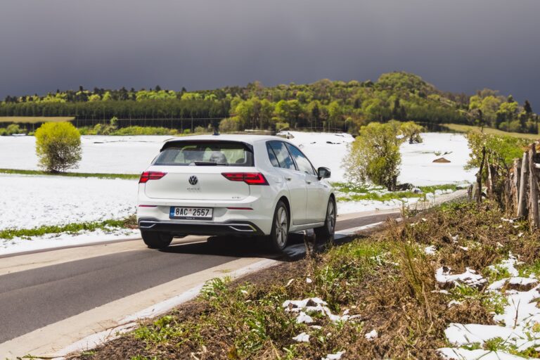 L'ADAC ha pubblicato i test sui pneumatici invernali per il 2024, Continental e Goodyear sono i vincitori