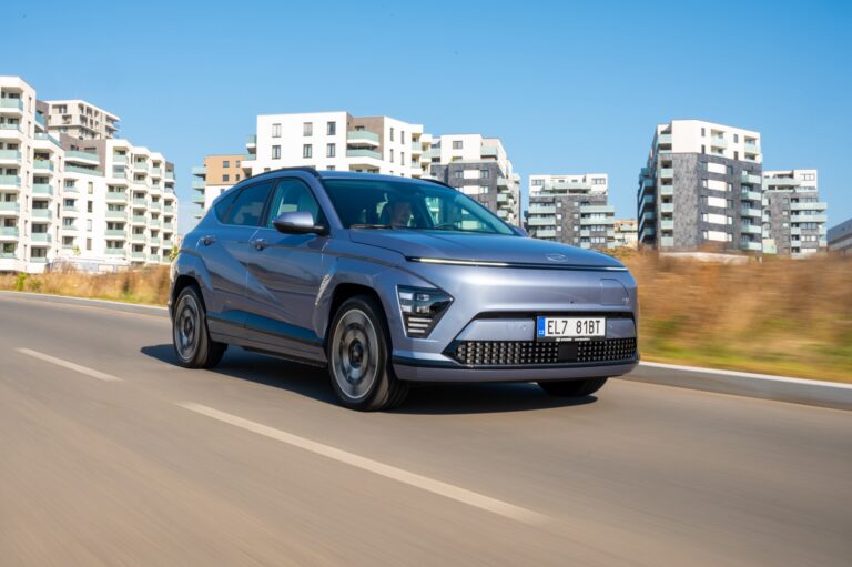 Le gomme specifiche per veicoli elettrici valgono l'investimento? Autobild testa entrambe, rivelando fino a 70 km di autonomia extra