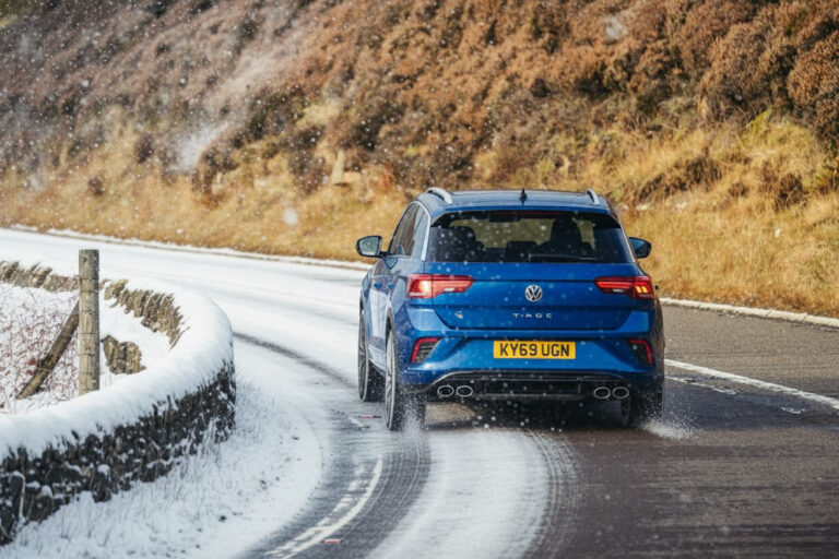 Test pneumatici All-Season 2025 di AutoBild (215/50 R18) — Bridgestone e Continental in testa