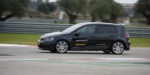 Continental PremiumContact 5 Miniatura 748x374