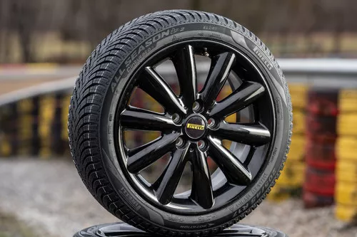 Pirelli Cinturato All Season Miniatura 3543x2357