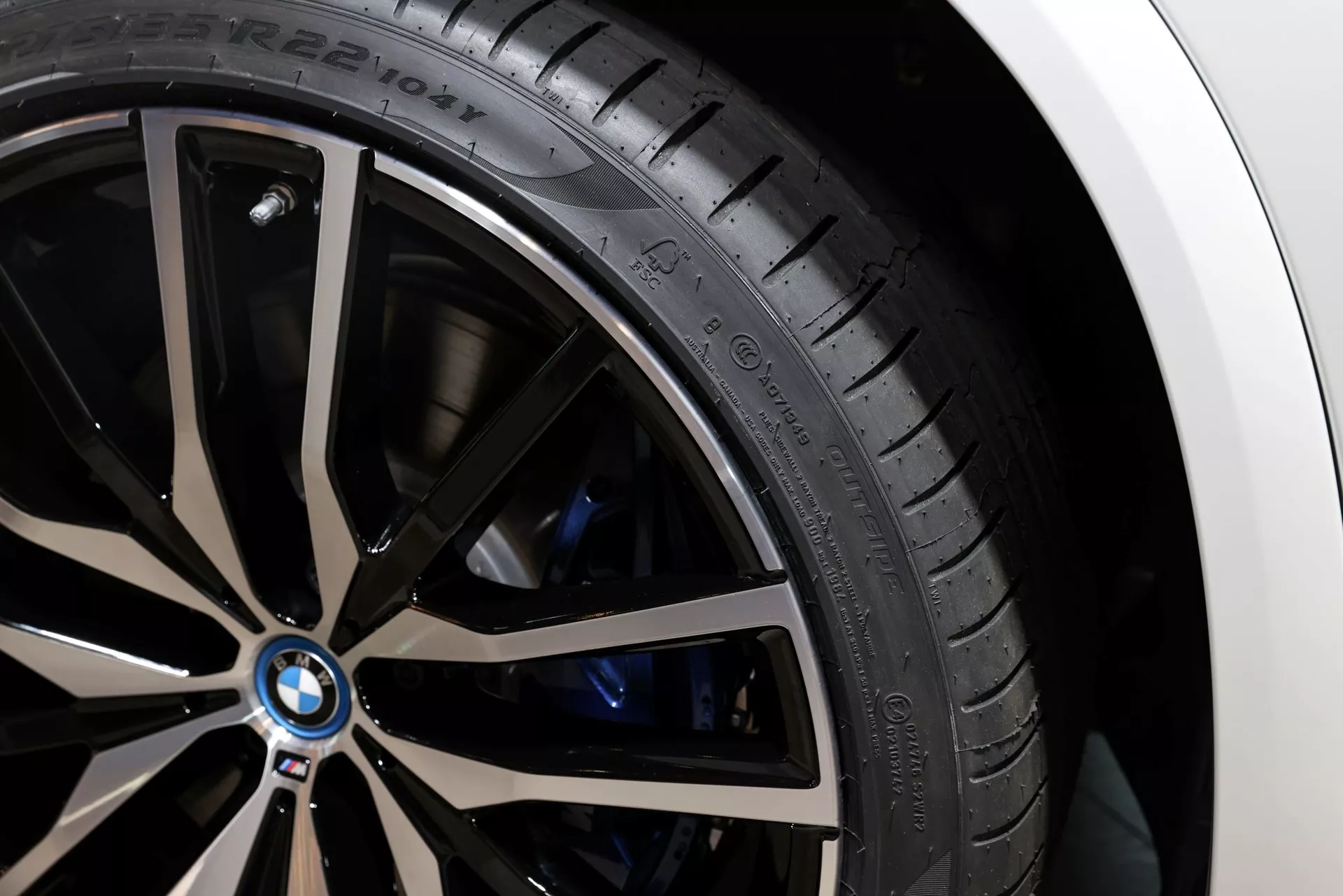 Pirelli P ZERO Immagine